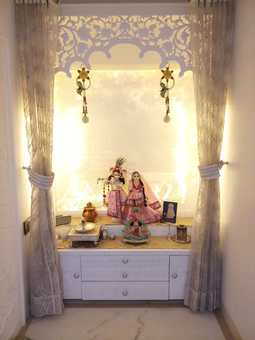 Devotional photograph of Shri Radha Krishna supplied by the family